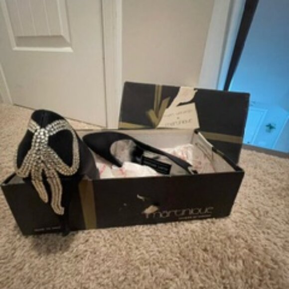 Martinique by Stuart Weitzman - Picture 3 of 3